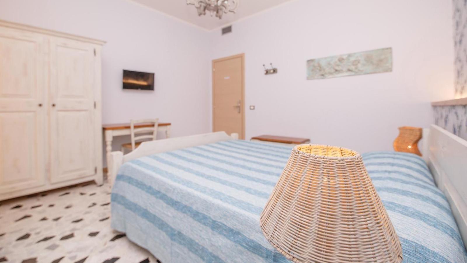 Rooms 66 Кампобасо Екстериор снимка