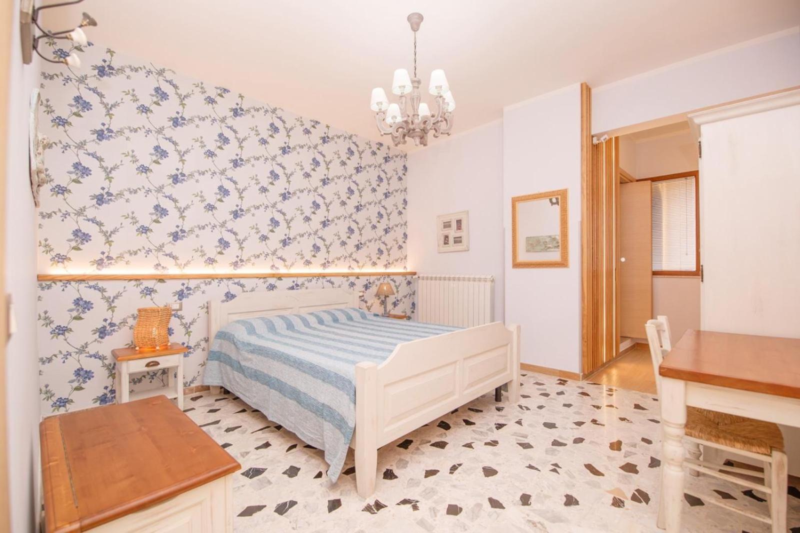 Rooms 66 Кампобасо Екстериор снимка